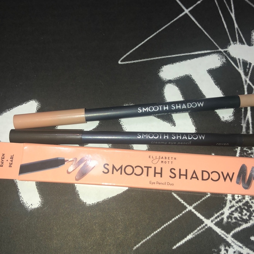Elizabet Mott Eye pencil duo